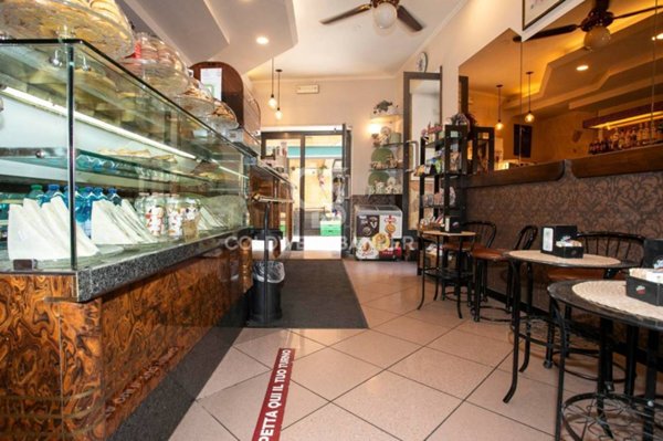 negozio in vendita a Tarquinia