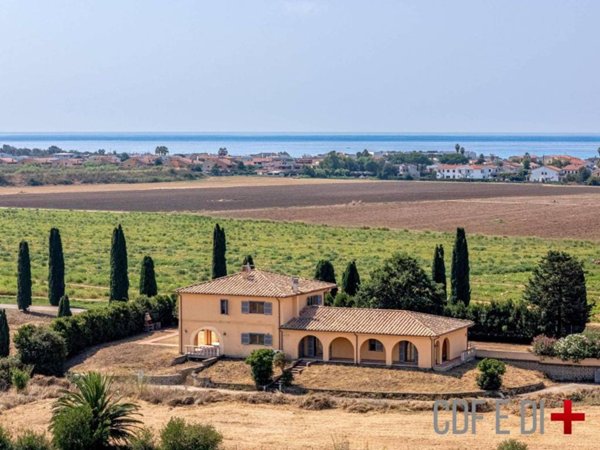 casa indipendente in vendita a Tarquinia in zona Marina Velca