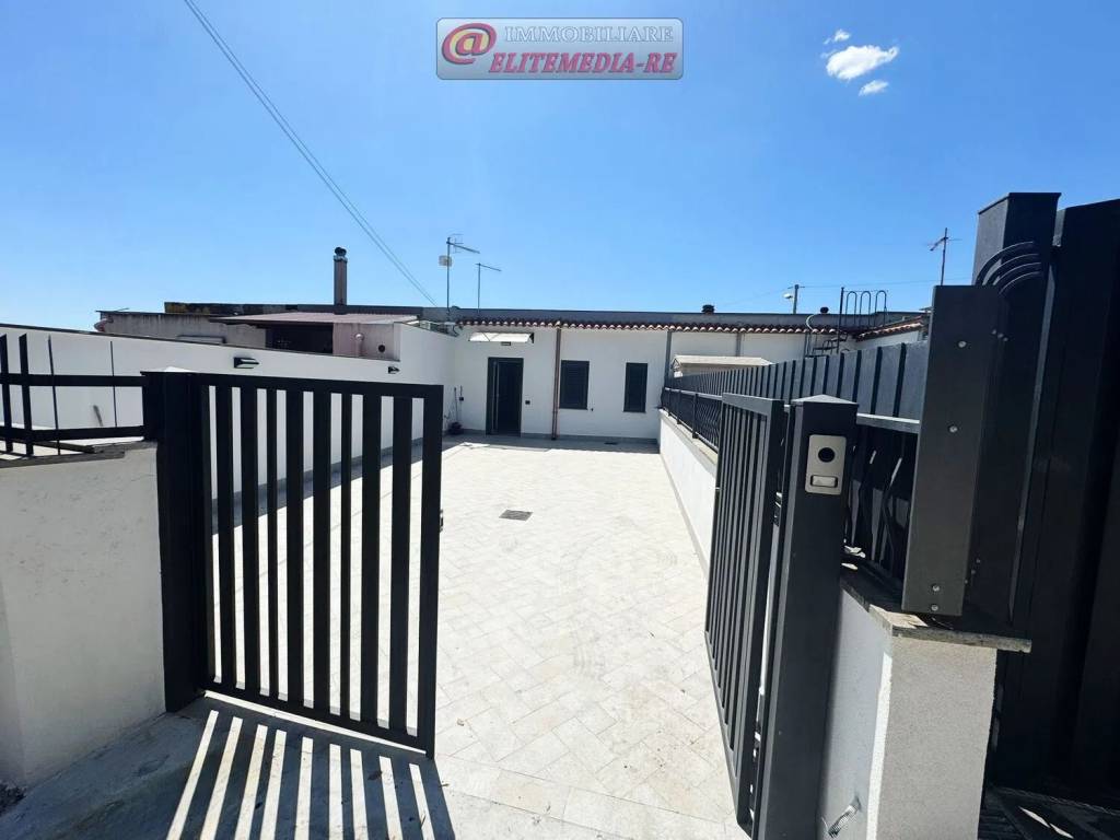 casa indipendente in vendita a Tarquinia