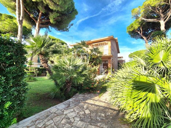 casa indipendente in vendita a Tarquinia