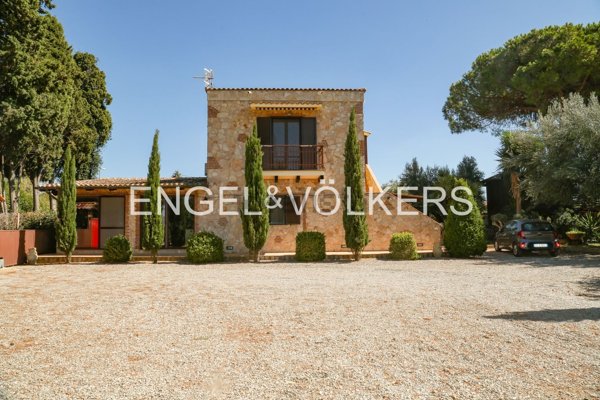 casale in vendita a Tarquinia
