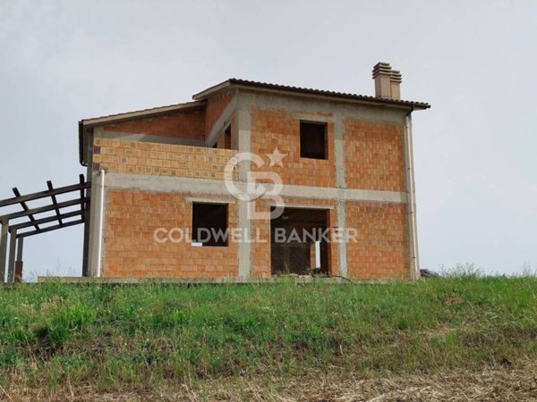 casa indipendente in vendita a Tarquinia