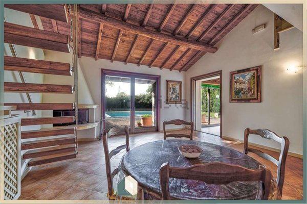 casa indipendente in vendita a Tarquinia in zona Marina Velca