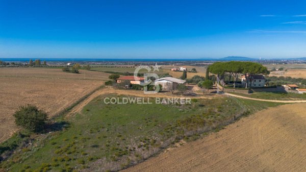 casa indipendente in vendita a Tarquinia