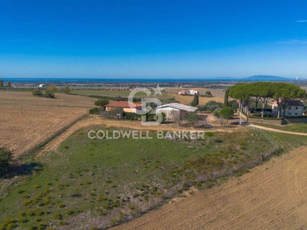 casa indipendente in vendita a Tarquinia