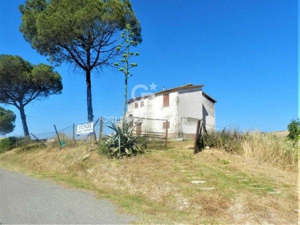 casa indipendente in vendita a Tarquinia