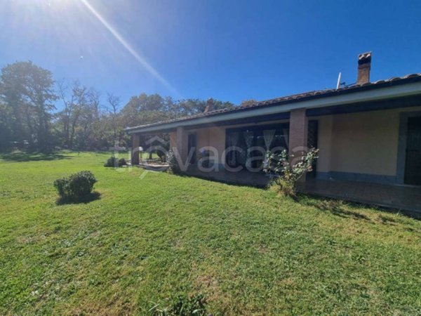 casa indipendente in vendita a Tarquinia
