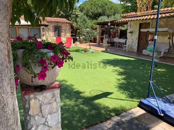 casa indipendente in vendita a Tarquinia