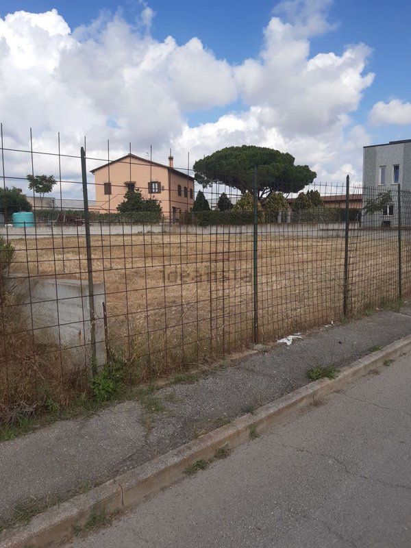terreno edificabile in vendita a Tarquinia