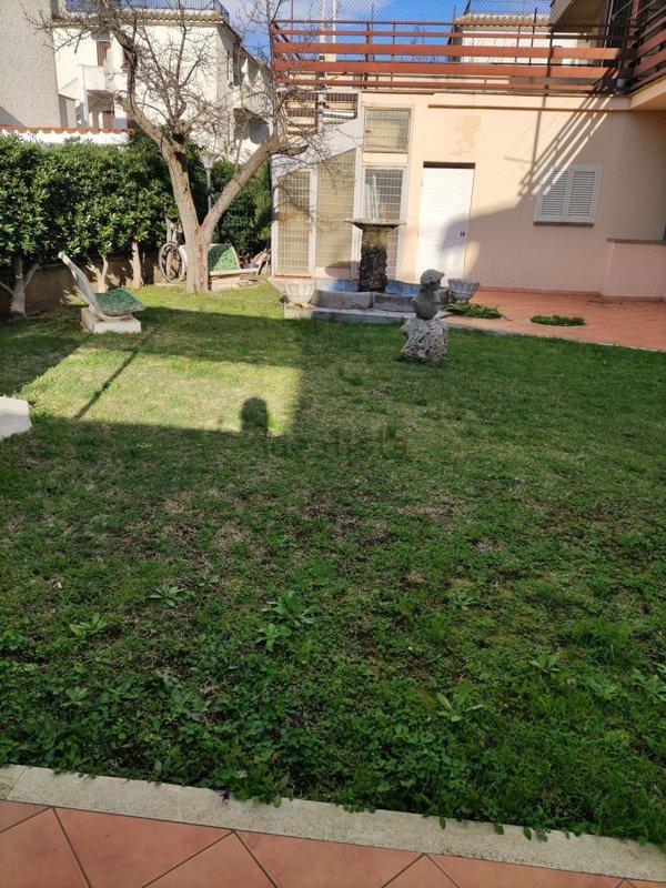 quadrivano in vendita a Tarquinia