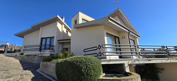 casa indipendente in vendita a Tarquinia