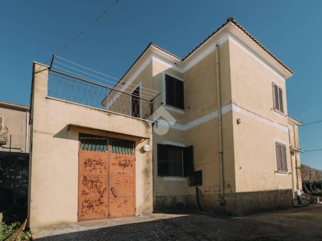 casa indipendente in vendita a Tarquinia