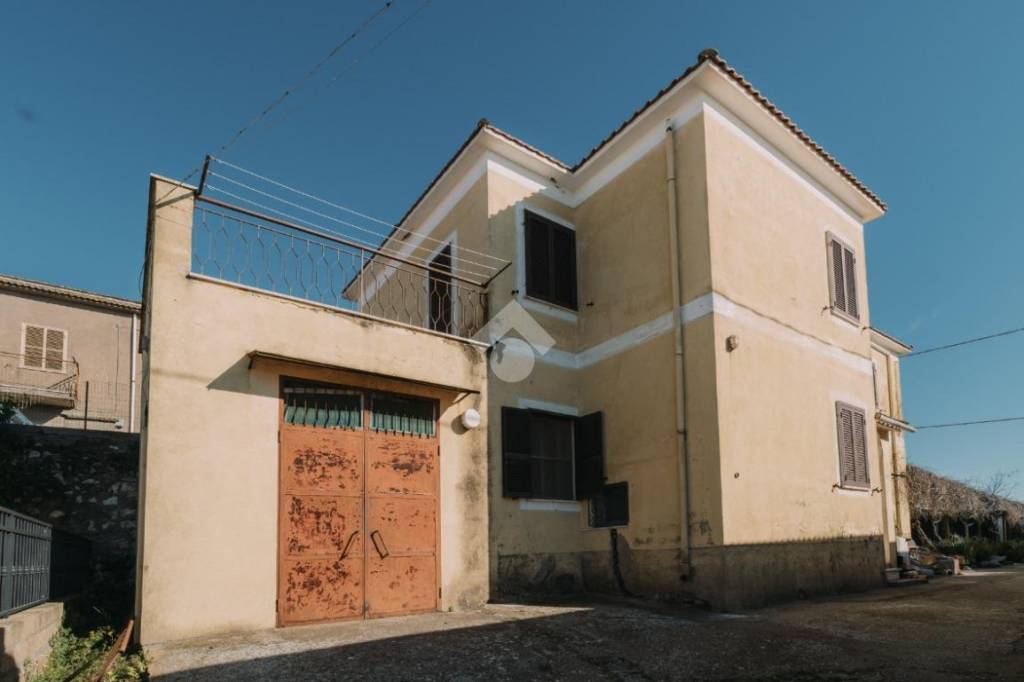 casa indipendente in vendita a Tarquinia