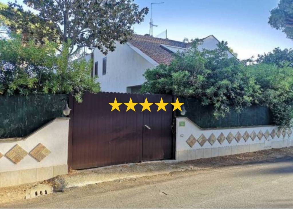 casa indipendente in vendita a Tarquinia in zona Marina Velca