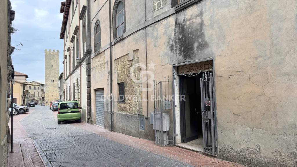 negozio in vendita a Tarquinia