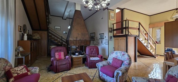 casa indipendente in vendita a Tarquinia