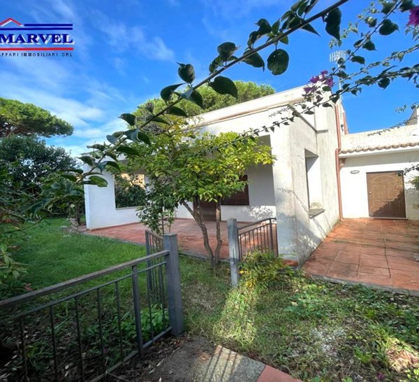 casa indipendente in vendita a Tarquinia in zona Marina Velca