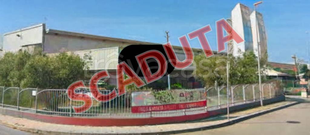 locale commerciale in vendita a Tarquinia