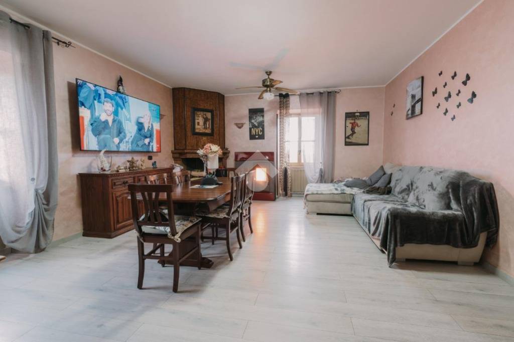 casa indipendente in vendita a Tarquinia