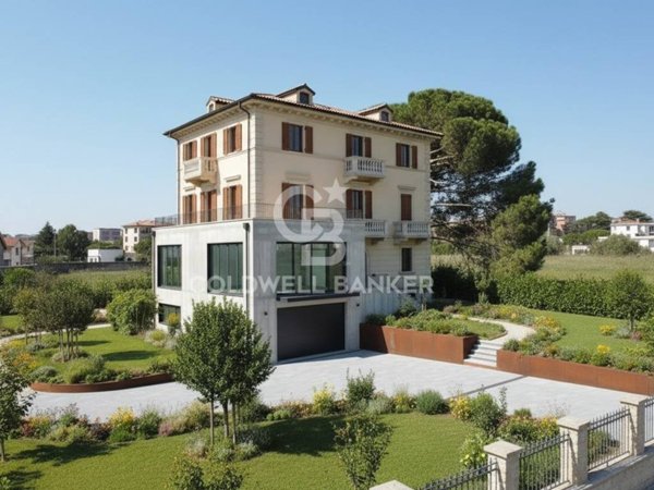 casa indipendente in vendita a Tarquinia