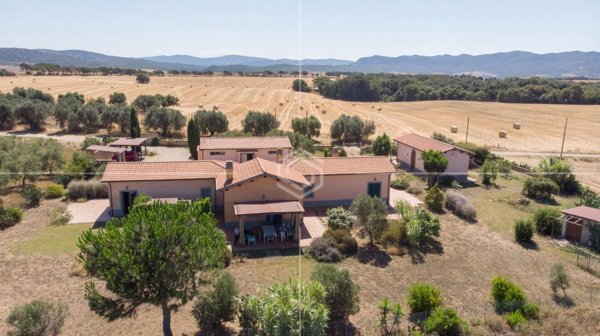 casa indipendente in vendita a Tarquinia