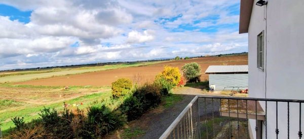 casa indipendente in vendita a Tarquinia
