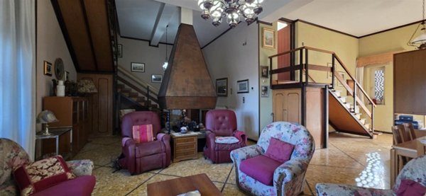 casa indipendente in vendita a Tarquinia