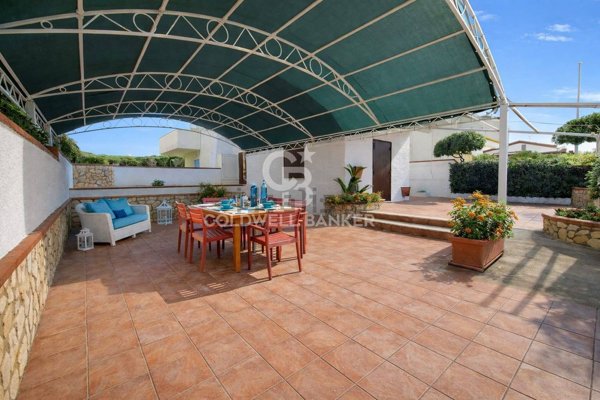 casa indipendente in vendita a Tarquinia