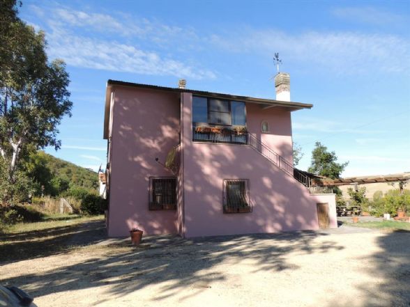 azienda agricola in vendita a Tarquinia