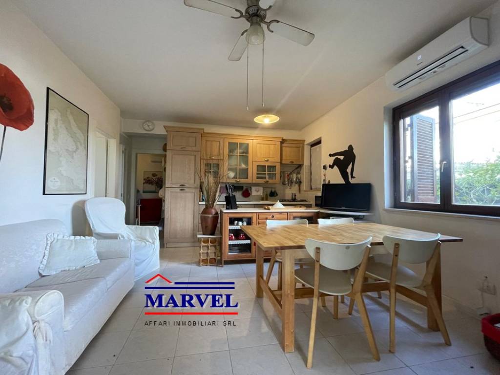 casa indipendente in vendita a Tarquinia in zona Marina Velca