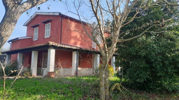 casale in vendita a Tarquinia