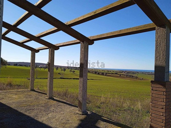casa indipendente in vendita a Tarquinia