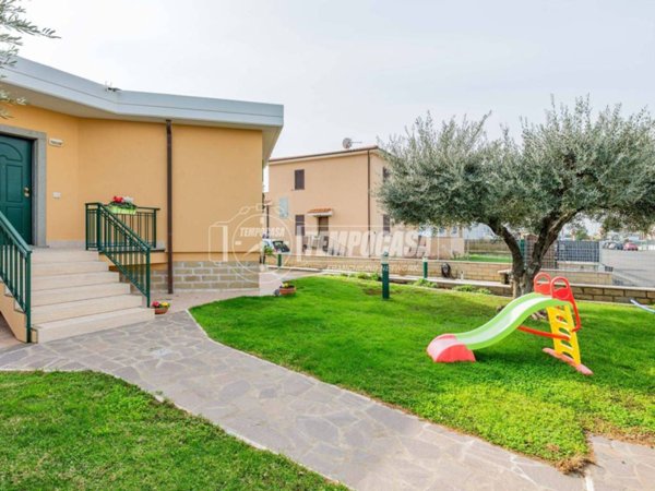 casa indipendente in vendita a Tarquinia