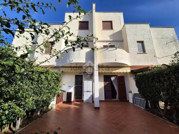 casa indipendente in vendita a Tarquinia