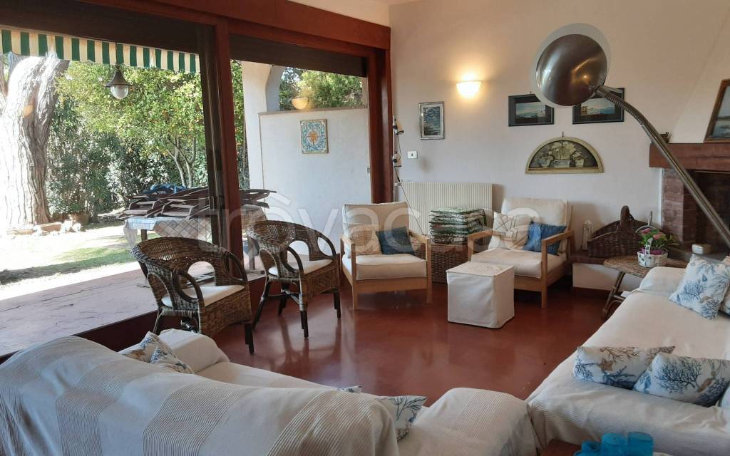 casa indipendente in vendita a Tarquinia in zona Marina Velca