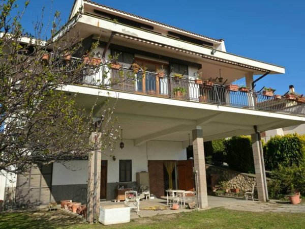 casa indipendente in vendita a Tarquinia