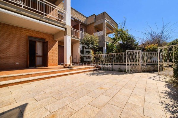 casa indipendente in vendita a Tarquinia