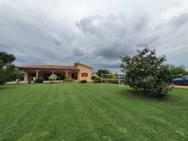 casa indipendente in vendita a Tarquinia