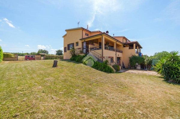 casa indipendente in vendita a Tarquinia in zona Marina Velca