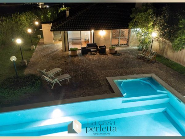 casa indipendente in vendita a Tarquinia in zona Marina Velca