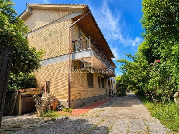casa indipendente in vendita a Tarquinia