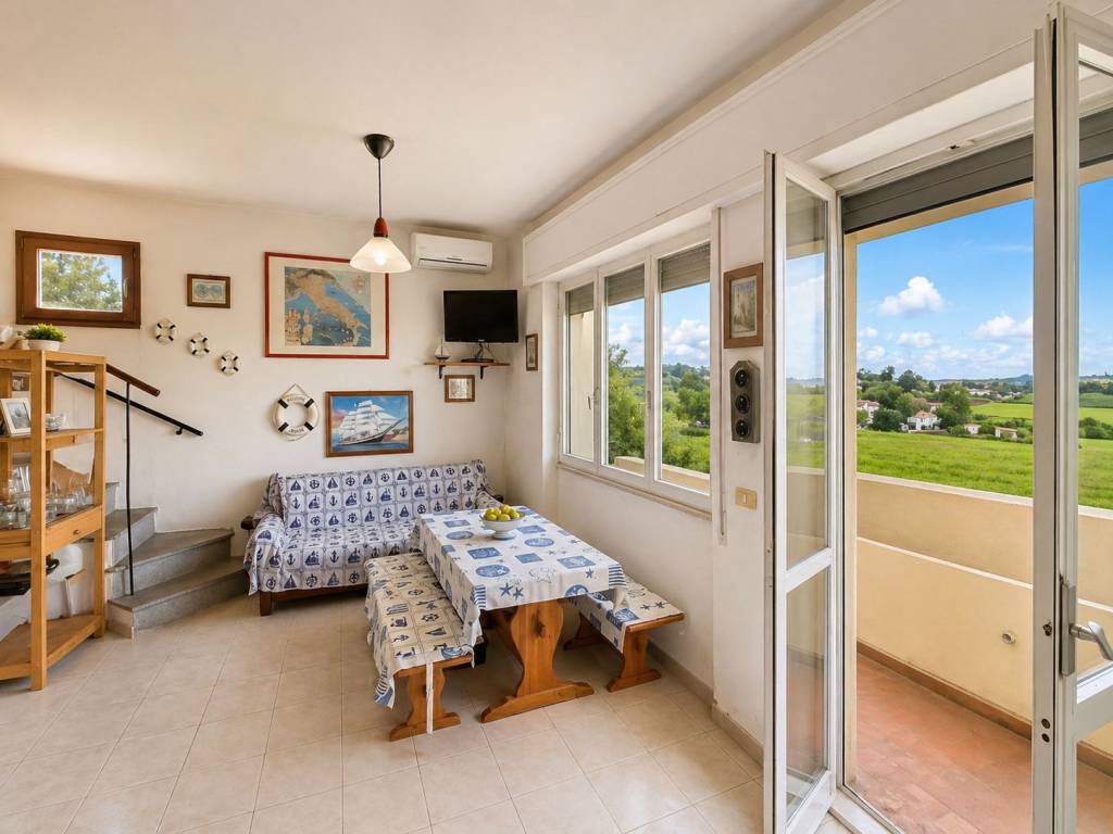 appartamento in vendita a Tarquinia in zona Marina Velca