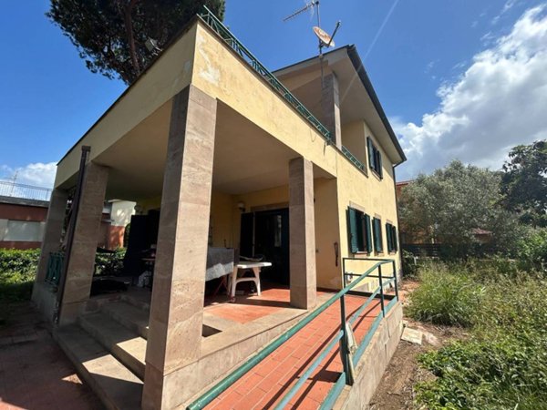 casa indipendente in vendita a Tarquinia