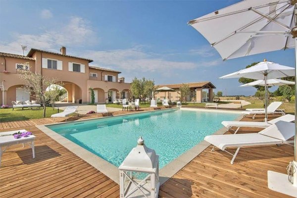 casa indipendente in vendita a Tarquinia in zona Marina Velca