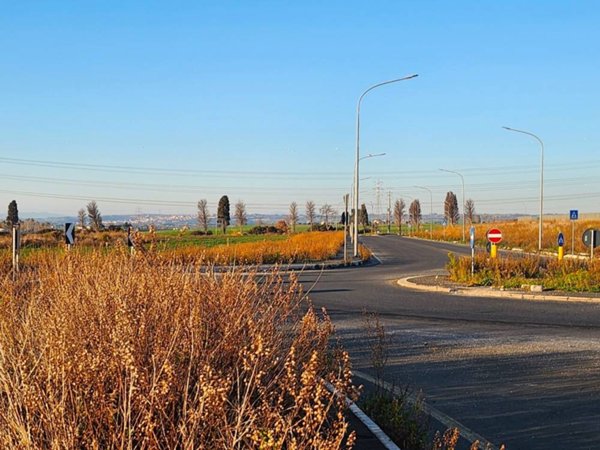 terreno edificabile in vendita a Tarquinia in zona Marina Velca