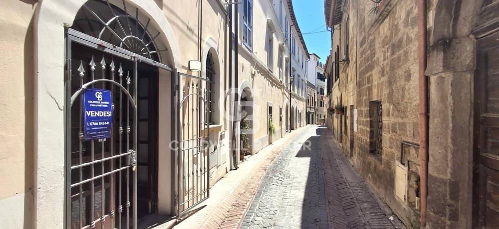 locale commerciale in vendita a Tarquinia