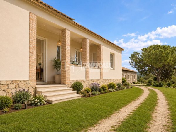casa indipendente in vendita a Tarquinia