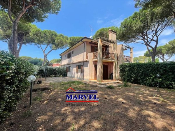 casa indipendente in vendita a Tarquinia in zona Marina Velca