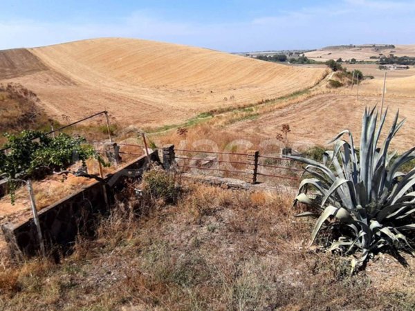 casa indipendente in vendita a Tarquinia in zona Marina Velca