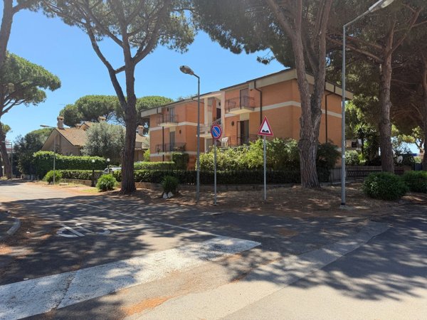 appartamento in vendita a Tarquinia in zona Marina Velca